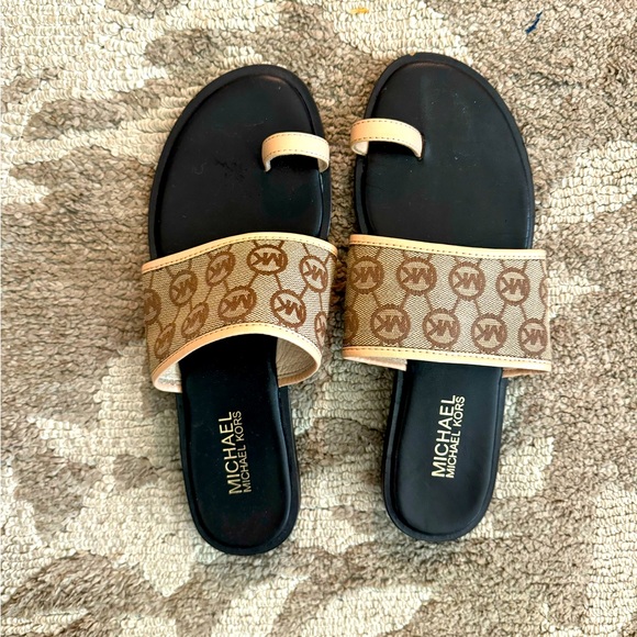 🤎💄MICHAEL KORS Slide On Flats - Picture 1 of 9